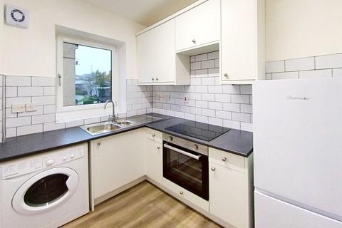 2 bedroom flat to rent, Grovepark Gardens, Glasgow, G20