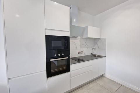 1 bedroom apartment to rent, The Lofts @ Pennine House, Little Germany, Bradford, BD1