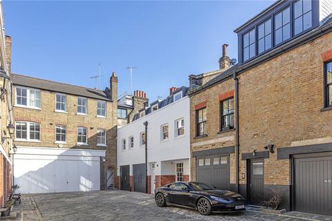 2 bedroom apartment to rent, Weymouth Mews, Marylebone, London, W1G