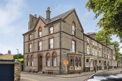 undefined, Pemberton Terrace, Cambridge CB2