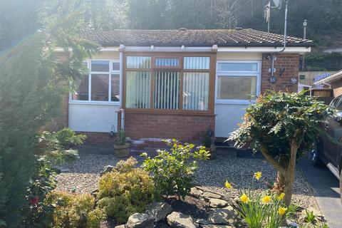 35 Tyn Y Celyn Drive, Llangollen, LL20 7PN