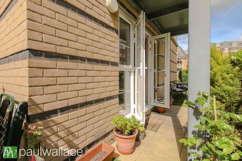 35, Hillside Court Constables Way, Hertford, SG13 7TY