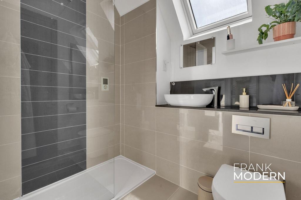 Bedroom One En-Suite