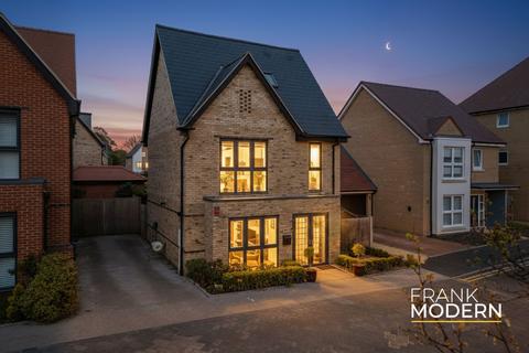 Memorial Way, Peterborough, PE3