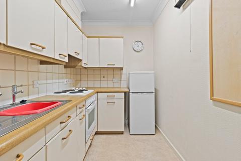 1 bedroom apartment for sale, London Road, Uckfield, East Sussex, TN22