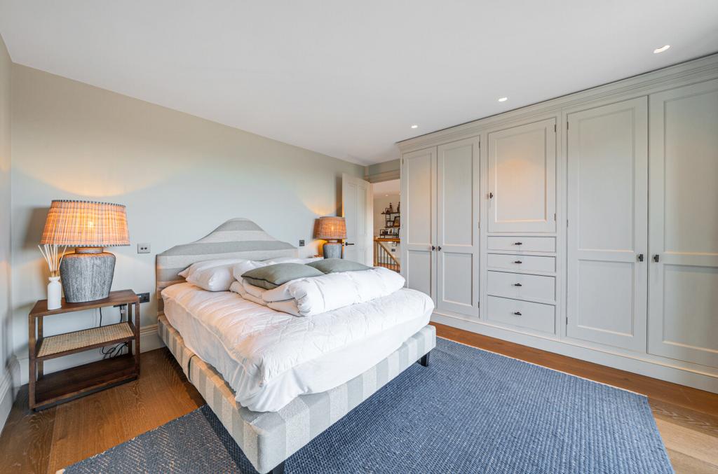 Bed 2