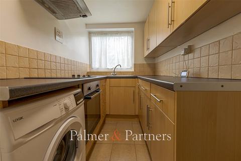 Studio to rent, Norwich Court, Chevallier Street, Ipswich, Suffolk, IP1