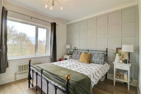 52 Backstone Road, Consett, DH8 8QQ