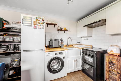 undefined, Silbury Avenue, Mitcham CR4