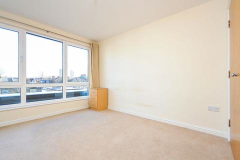 1 bedroom apartment to rent, Effra Parade, London SW2