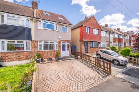 Lynmouth Avenue, Morden SM4