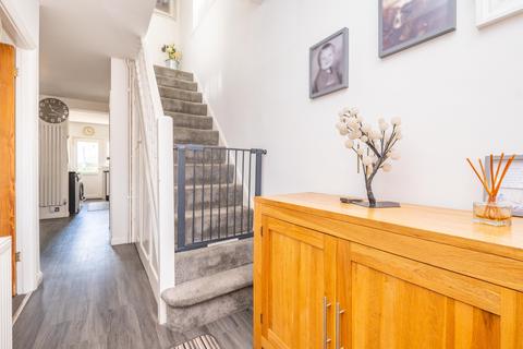 4 bedroom end of terrace house for sale, Lynmouth Avenue, Morden SM4