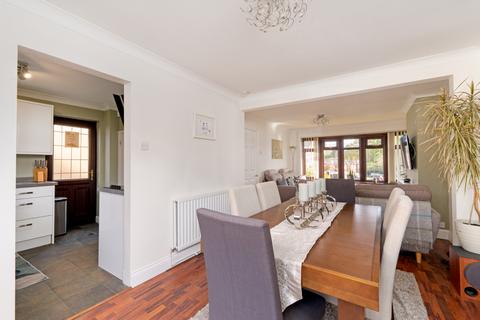 50 Fir Park, Harlow, CM19 4JU