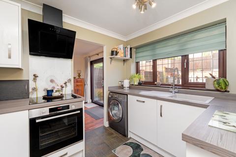 50 Fir Park, Harlow, CM19 4JU