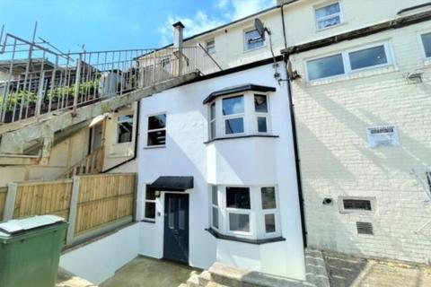 1 bedroom maisonette for sale, Guildhall Street, Kent CT20