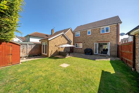 11 Ash Green, Great Chesterford, Saffron Walden, CB10 1QR