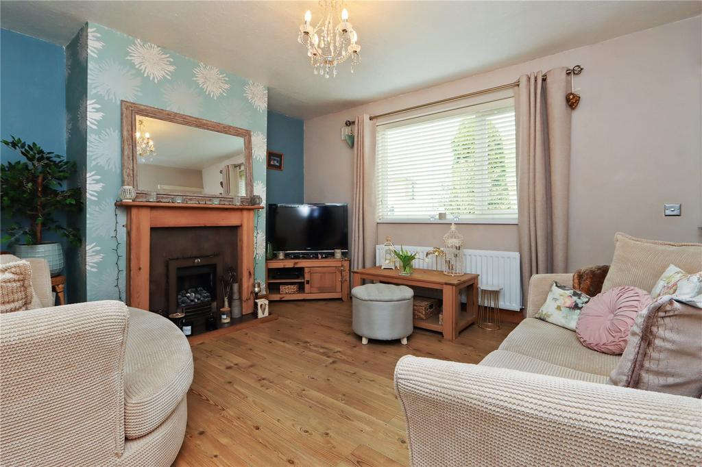 Living Room Pic 1