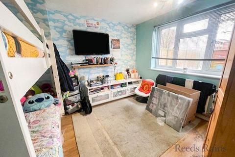 2 bedroom apartment for sale, Gatley Road, Greater Manchester M33