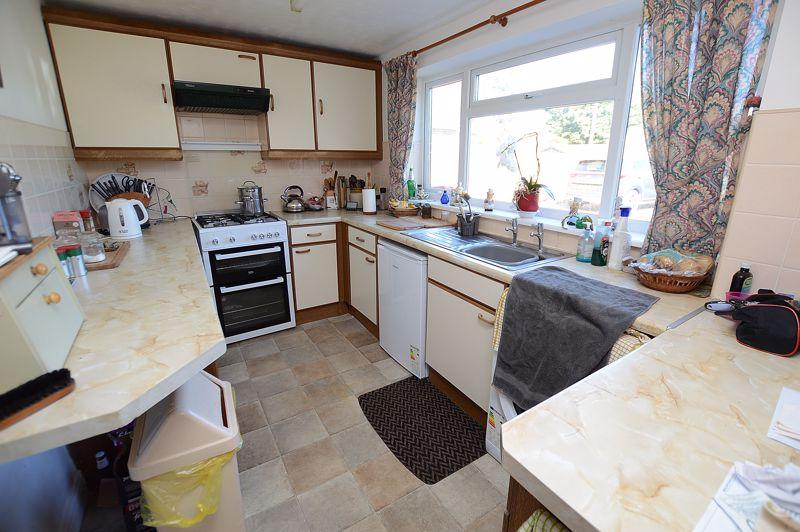34 Kitchen