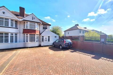 4 bedroom semi-detached house for sale, Chester Road, Sutton Coldfield