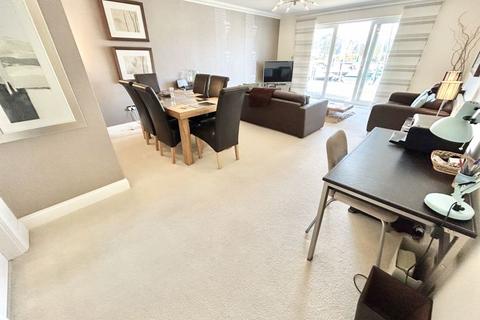 2 bedroom apartment for sale, Deganwy Quay, Deganwy