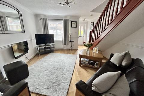 11 Campbell Close, Penrhyn Bay, Llandudno, LL30 3FD