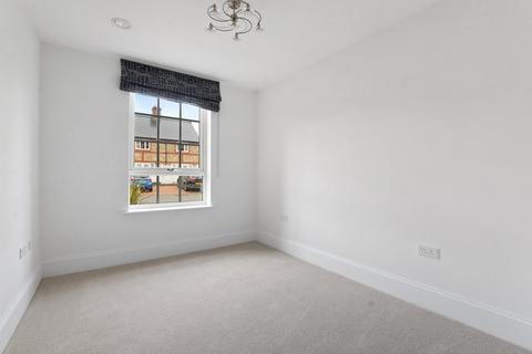 undefined, Apartment 1 at The Cloisters High Street, Great Missenden HP16