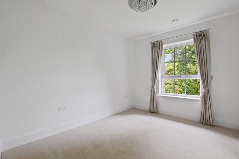 undefined, Apartment 12 at The Cloisters High Street, Great Missenden HP16