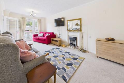 1 bedroom retirement property for sale, Caterham Lodge, Caterham Valley