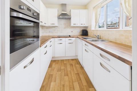 1 bedroom retirement property for sale, Caterham Lodge, Caterham Valley