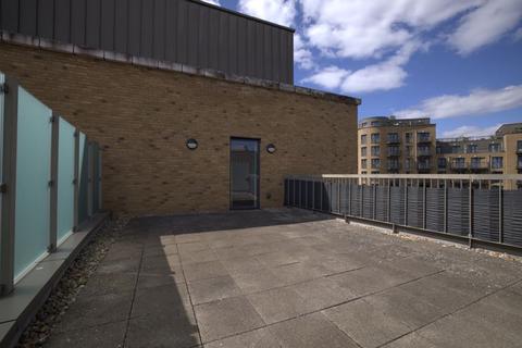 undefined, Cabot Close, Croydon