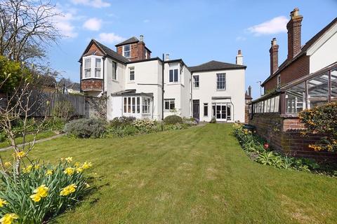 5 bedroom character property for sale, 135 Whitstable Road, Canterbury CT2