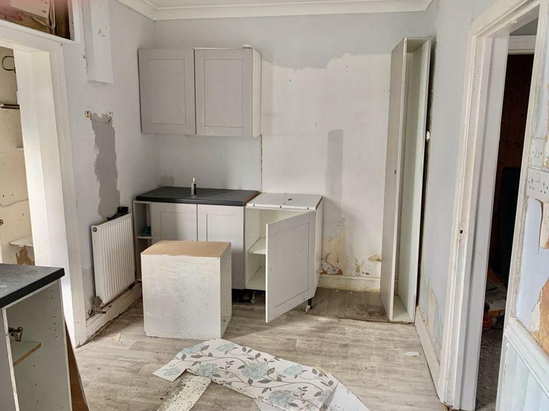 Kitchen 2