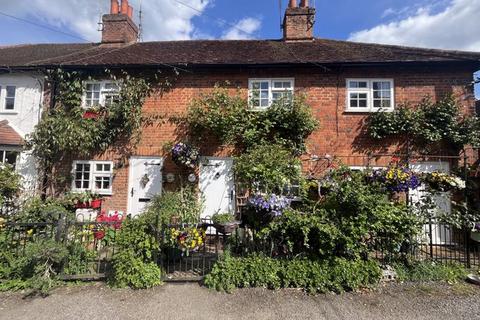 2 bedroom cottage for sale, Berghers Hill, Wooburn Green HP10