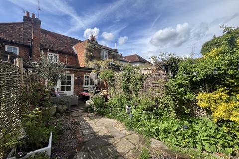 2 bedroom cottage for sale, Berghers Hill, Wooburn Green HP10