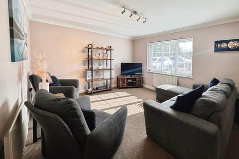 3 bedroom terraced house for sale, Shawcroft View, Hall I'th Wood, Bolton