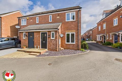 2 Greenways, Gloucester, GL4 3SD