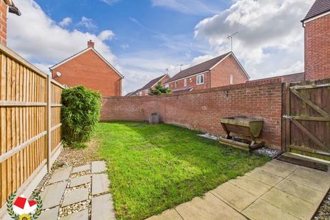 2 Greenways, Gloucester, GL4 3SD
