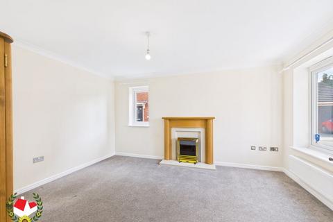 2 Greenways, Gloucester, GL4 3SD