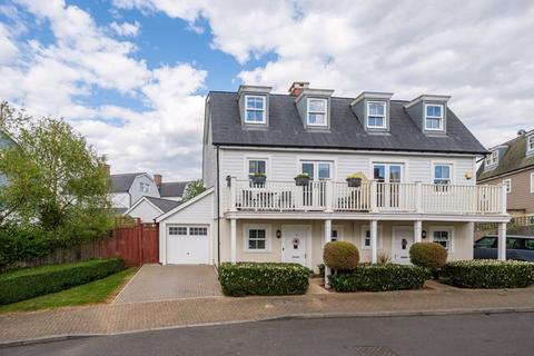 78 Westmount Close, Worcester Park, KT4 8FL