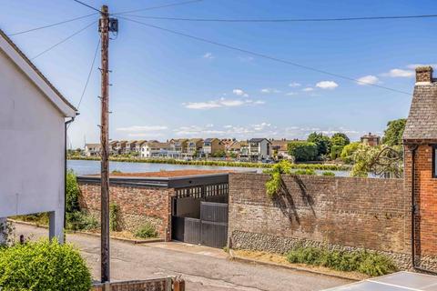 3 bedroom terraced house for sale, Slipper Road, Emsworth