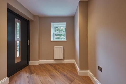 3 bedroom apartment for sale, Ullswater Court, Holders Hill Road, London NW4 1LN