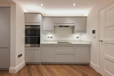 3 bedroom apartment for sale, Ullswater Court, Holders Hill Road, London NW4 1LN