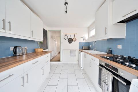 2 bedroom terraced house for sale, Cherry Hinton Road, Cambridge, CB1