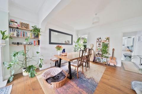228 Cherry Hinton Road, Cambridge, CB1 7AW