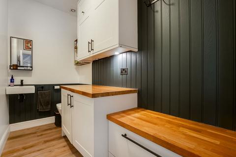 36 Blagdon Road, New Malden, KT3 4AE