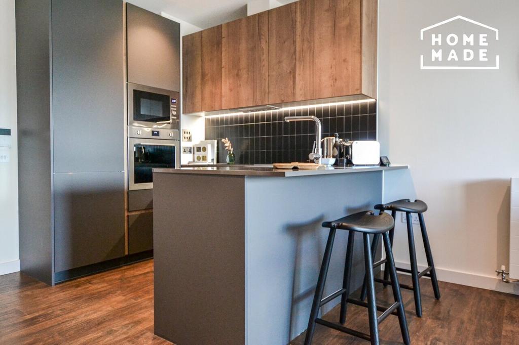 3afa485b8a2659cdd49931772752