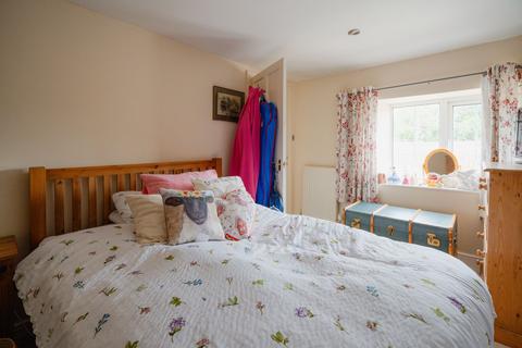2 bedroom end of terrace house for sale, Cadeleigh, Tiverton, EX16