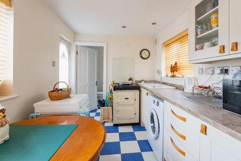 2 bedroom end of terrace house for sale, Cadeleigh, Tiverton, EX16
