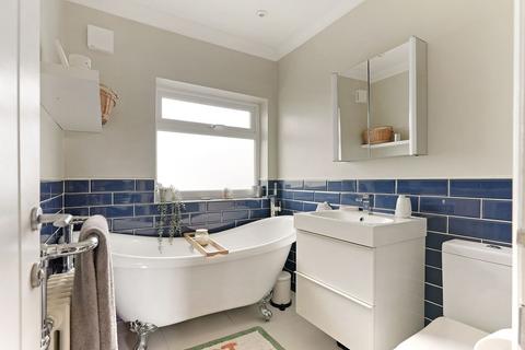 3 Westfield Close, Sutton, SM1 2JZ